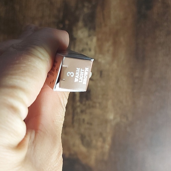 NIB Benefit Gimmie Brow Volumizing Pencil in Shade #3 Warm Light Brown - Picture 5 of 5